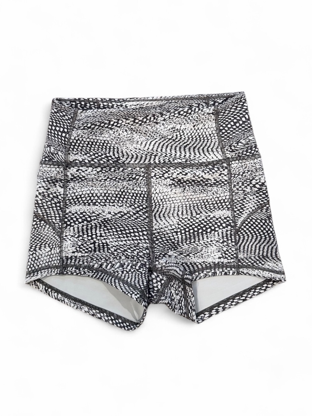 Lululemon Grey Snake Print Women's In Movement Shorts Everlux 2.5" - Size 4